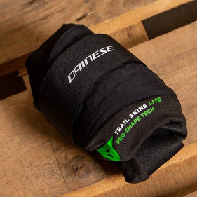 Chrániče kolen Dainese Trail Skins Lite
